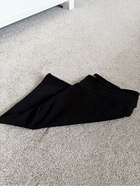 Classic Black Women's Skirt - Unbranded